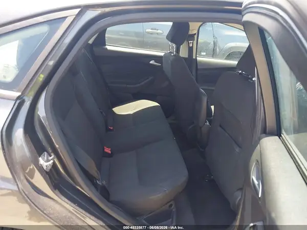 1FADP3F23HL300400 2017 FORD FOCUS - Image 8