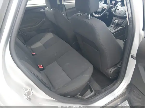 1FADP3F23HL300672 2017 FORD FOCUS - Image 8