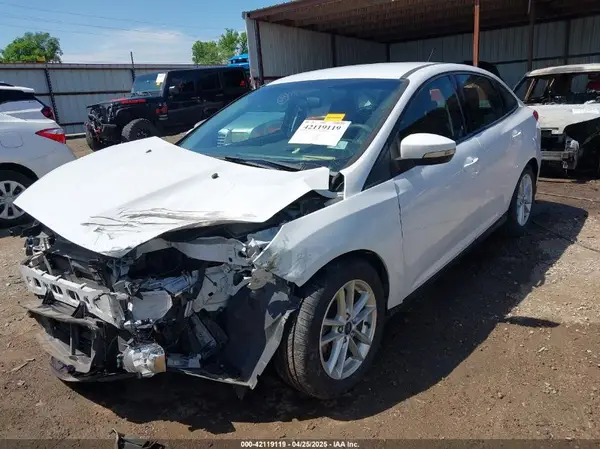 1FADP3F23HL302289 2017 FORD FOCUS - Image 2