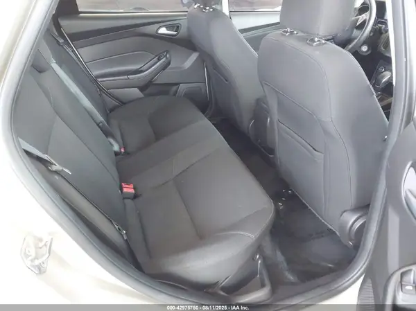 1FADP3F23HL304284 2017 FORD FOCUS - Image 8