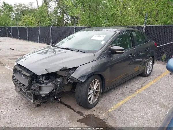 1FADP3F23HL304303 2017 FORD FOCUS - Image 2