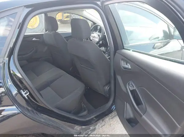 1FADP3F23HL315639 2017 FORD FOCUS - Image 8