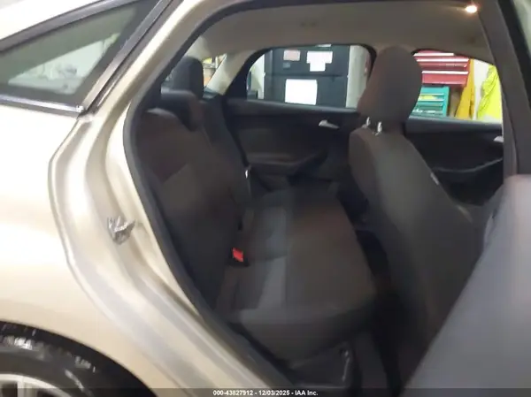 1FADP3F23HL323711 2017 FORD FOCUS - Image 8