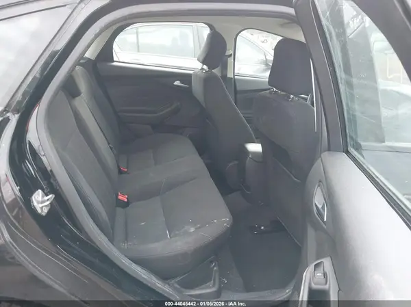1FADP3F23HL325006 2017 FORD FOCUS - Image 8
