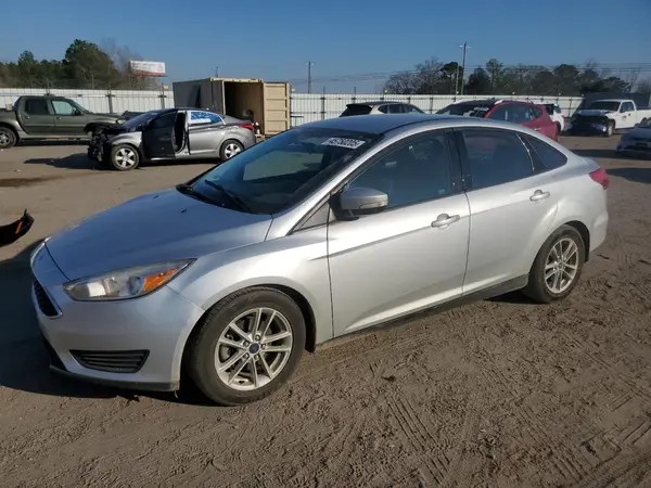 1FADP3F23HL327015 2017 FORD FOCUS - Image 1