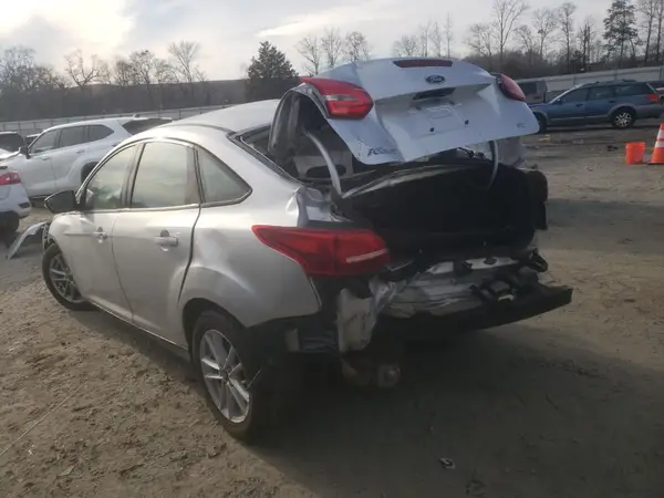 1FADP3F23HL327032 2017 FORD FOCUS - Image 2