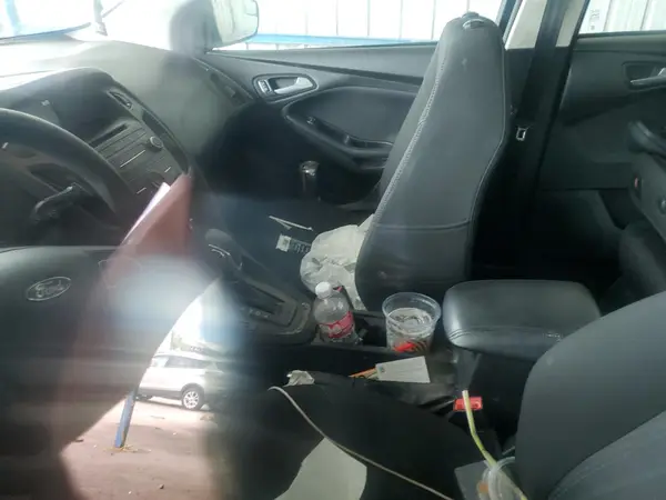 1FADP3F23HL333073 2017 FORD FOCUS - Image 8