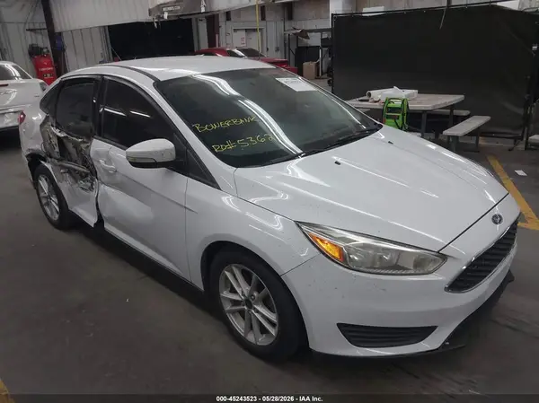 1FADP3F23HL333350 2017 FORD FOCUS - Image 1