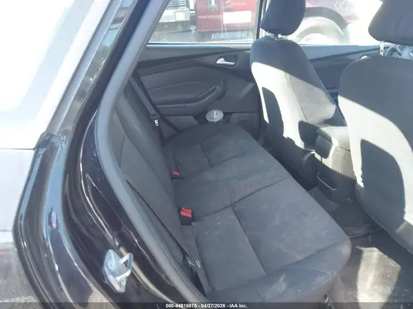 1FADP3F23HL335471 2017 FORD FOCUS - Image 8