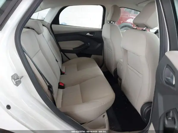1FADP3F23HL337317 2017 FORD FOCUS - Image 8