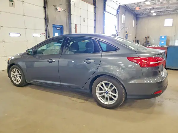 1FADP3F23HL339598 2017 FORD FOCUS - Image 2