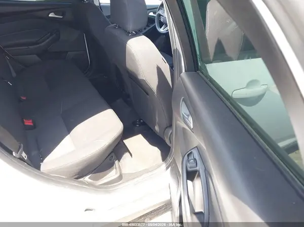 1FADP3F23HL342405 2017 FORD FOCUS - Image 8