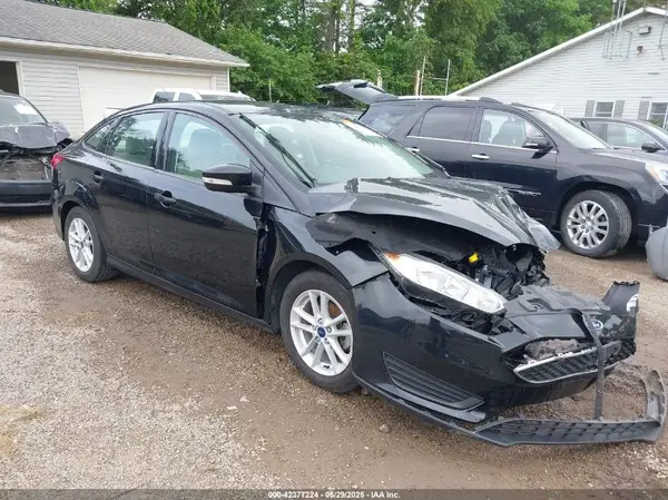 1FADP3F23HL346826 2017 FORD FOCUS - Image 1