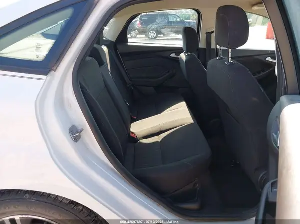1FADP3F23JL215224 2018 FORD FOCUS - Image 8