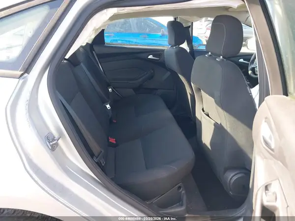 1FADP3F23JL238535 2018 FORD FOCUS - Image 8
