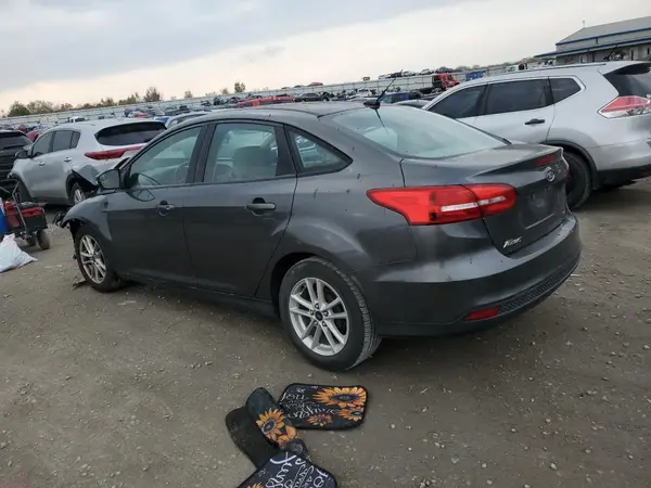 1FADP3F23JL243024 2018 FORD FOCUS - Image 2