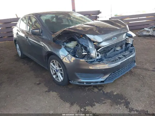1FADP3F23JL250202 2018 FORD FOCUS - Image 1