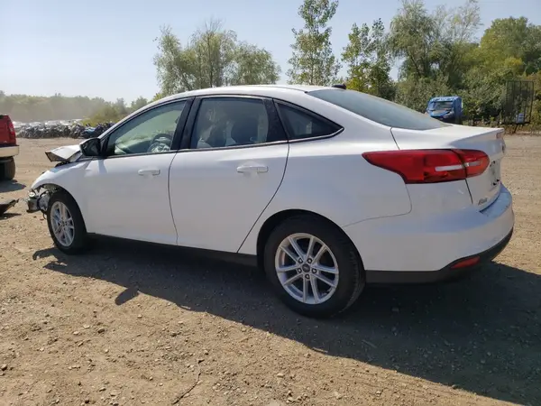 1FADP3F23JL252418 2018 FORD FOCUS - Image 2
