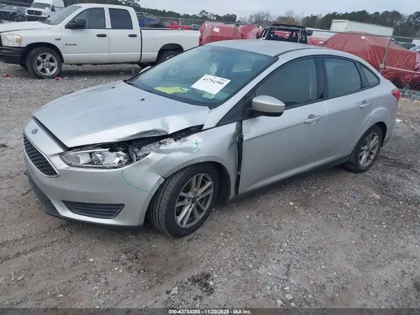 1FADP3F23JL252788 2018 FORD FOCUS - Image 2