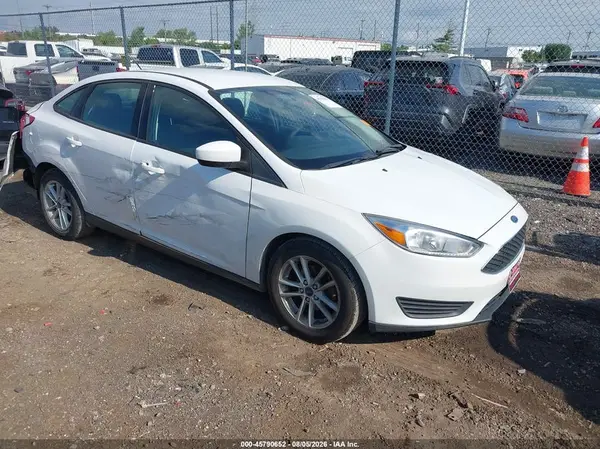 1FADP3F23JL254704 2018 FORD FOCUS - Image 1