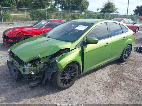 1FADP3F23JL258509 2018 FORD FOCUS - Image 2