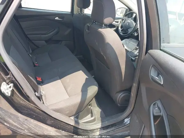 1FADP3F23JL267078 2018 FORD FOCUS - Image 8