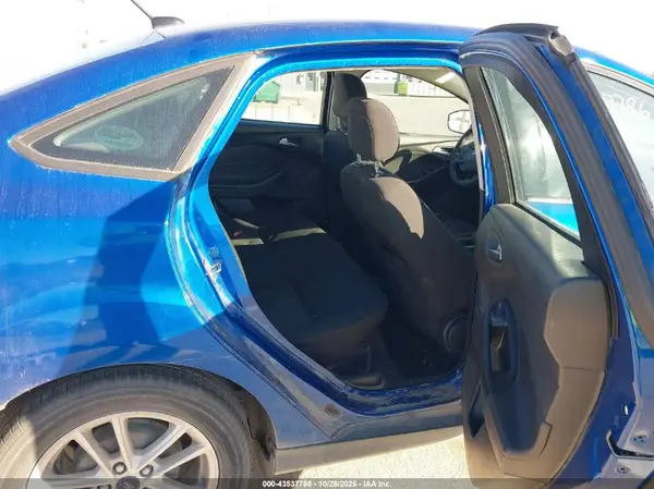 1FADP3F23JL273138 2018 FORD FOCUS - Image 8