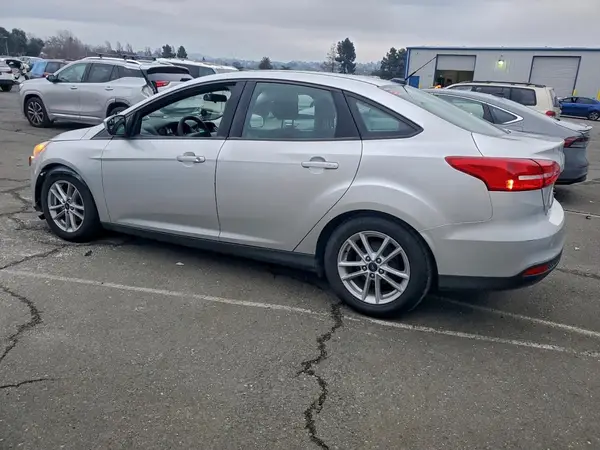 1FADP3F23JL278629 2018 FORD FOCUS - Image 2