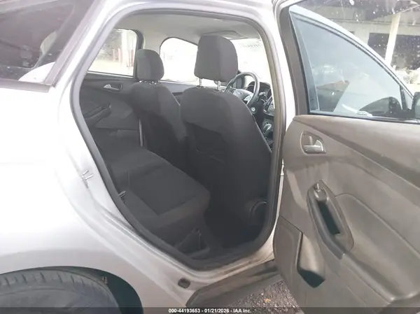 1FADP3F23JL287850 2018 FORD FOCUS - Image 8