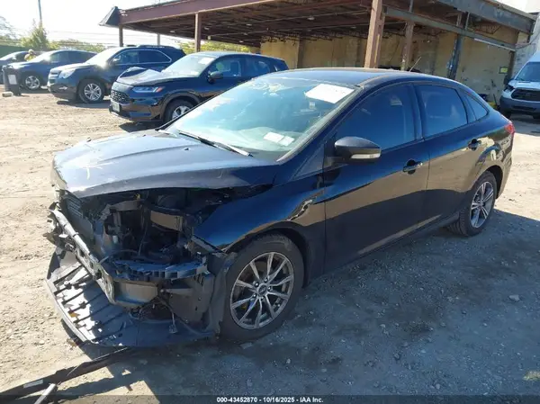 1FADP3F23JL290960 2018 FORD FOCUS - Image 2