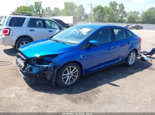1FADP3F23JL295799 2018 FORD FOCUS - Image 2