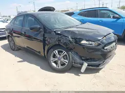 1FADP3F23JL297410 2018 FORD FOCUS