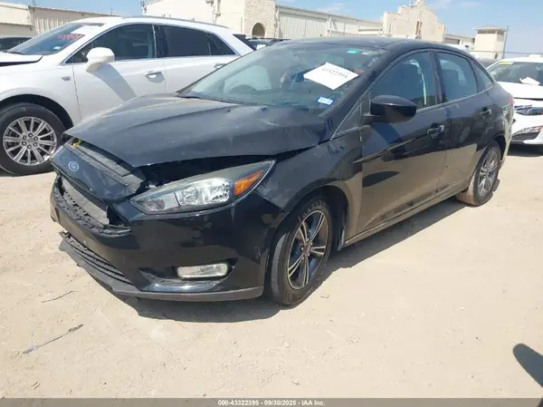 1FADP3F23JL297410 2018 FORD FOCUS - Image 2