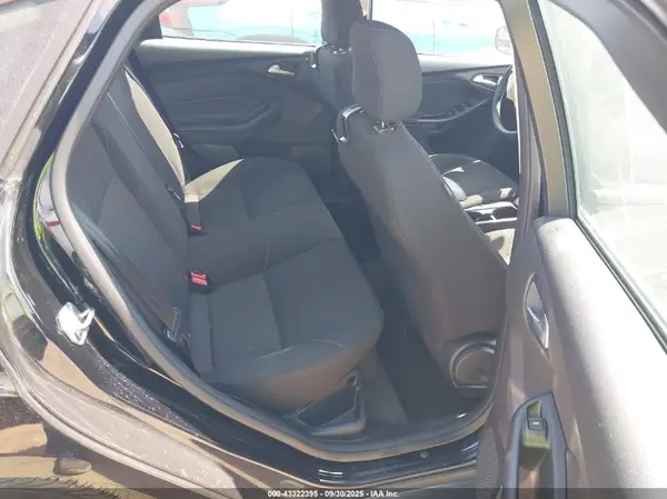 1FADP3F23JL297410 2018 FORD FOCUS - Image 8
