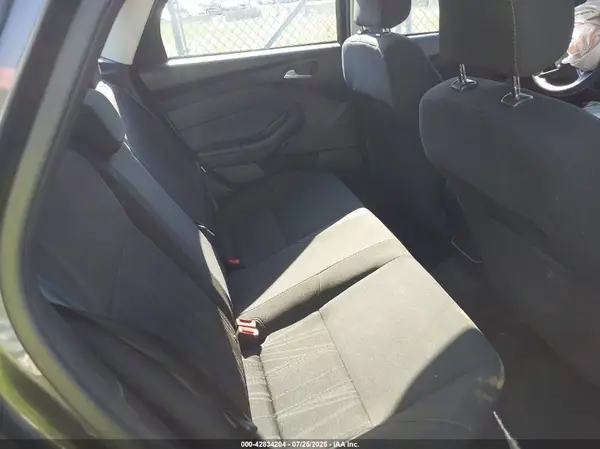 1FADP3F23JL297987 2018 FORD FOCUS - Image 8