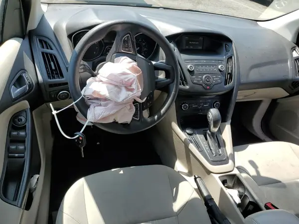 1FADP3F23JL303948 2018 FORD FOCUS - Image 8