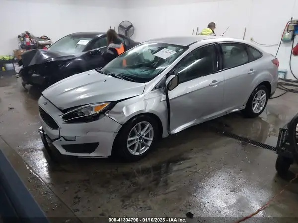 1FADP3F23JL309989 2018 FORD FOCUS - Image 2