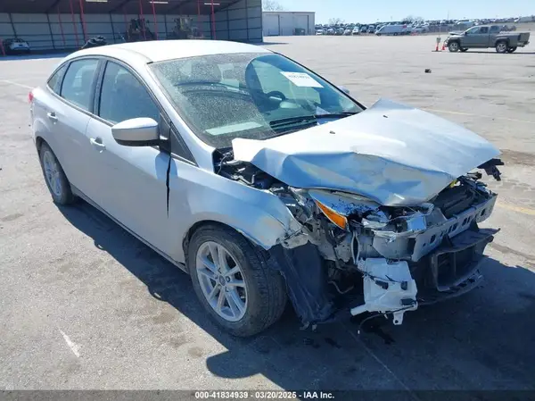 1FADP3F23JL315341 2018 FORD FOCUS - Image 1