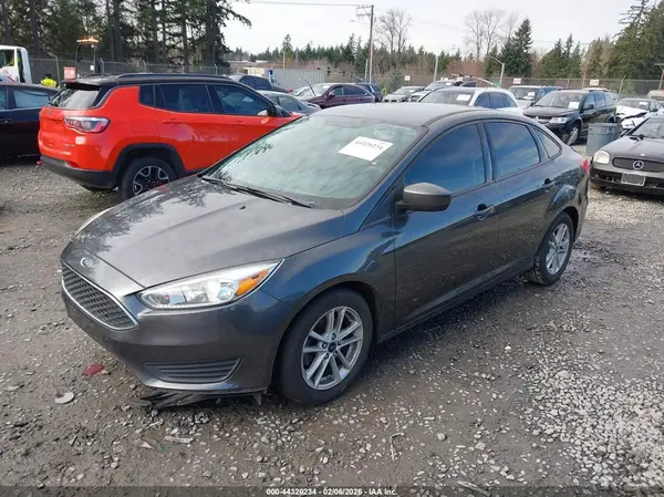 1FADP3F23JL315503 2018 FORD FOCUS - Image 2