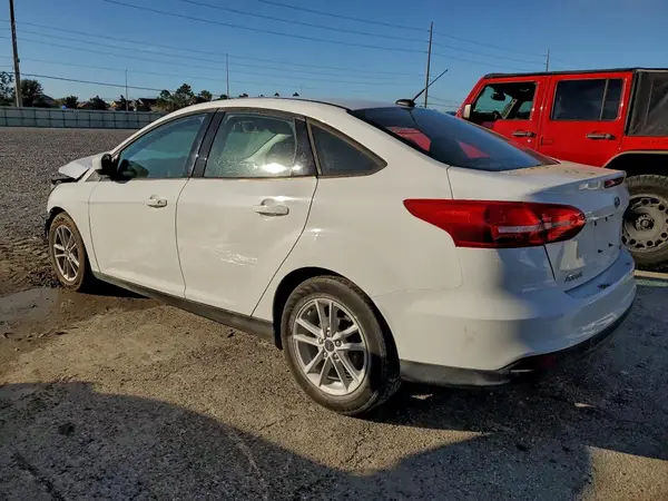 1FADP3F23JL327795 2018 FORD FOCUS - Image 2