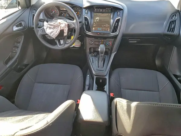 1FADP3F23JL327795 2018 FORD FOCUS - Image 8