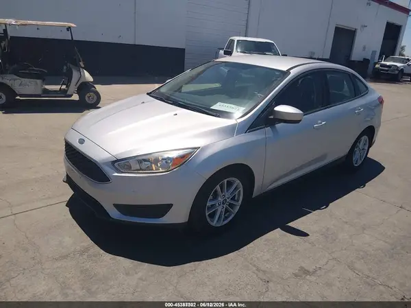 1FADP3F23JL328607 2018 FORD FOCUS - Image 2