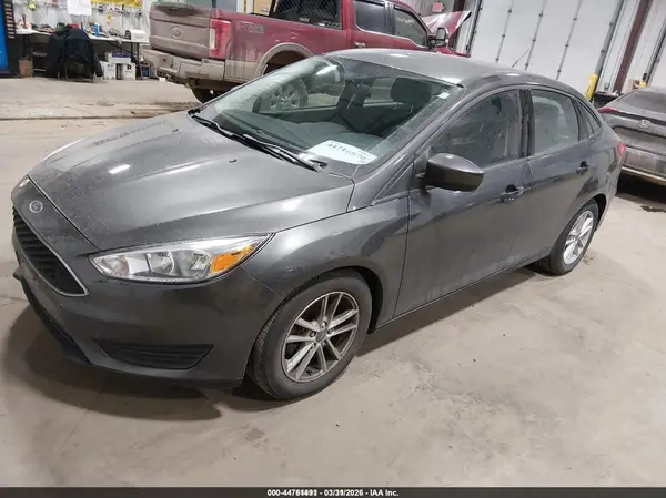 1FADP3F23JL328879 2018 FORD FOCUS - Image 2