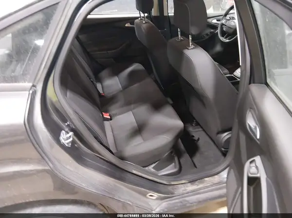 1FADP3F23JL328879 2018 FORD FOCUS - Image 8