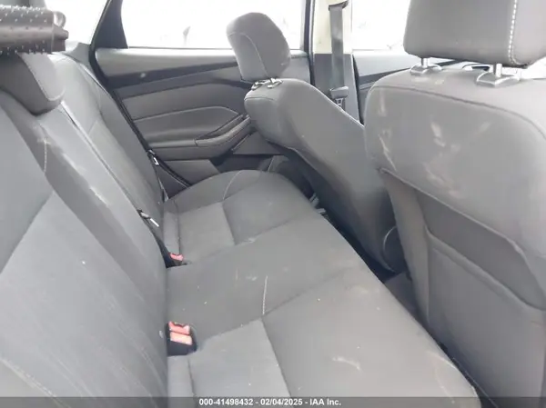 1FADP3F23JL328896 2018 FORD FOCUS - Image 8
