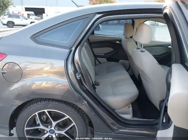 1FADP3F24GL210817 2016 FORD FOCUS - Image 8