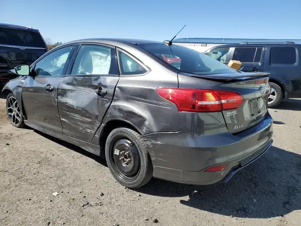 1FADP3F24GL228265 2016 FORD FOCUS - Image 2