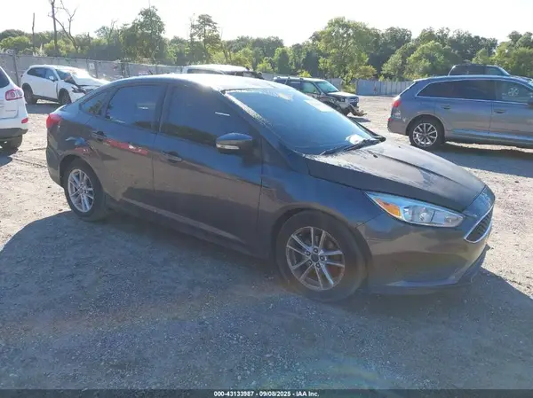 1FADP3F24GL240769 2016 FORD FOCUS - Image 1