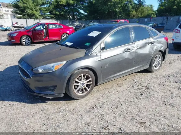 1FADP3F24GL240769 2016 FORD FOCUS - Image 2