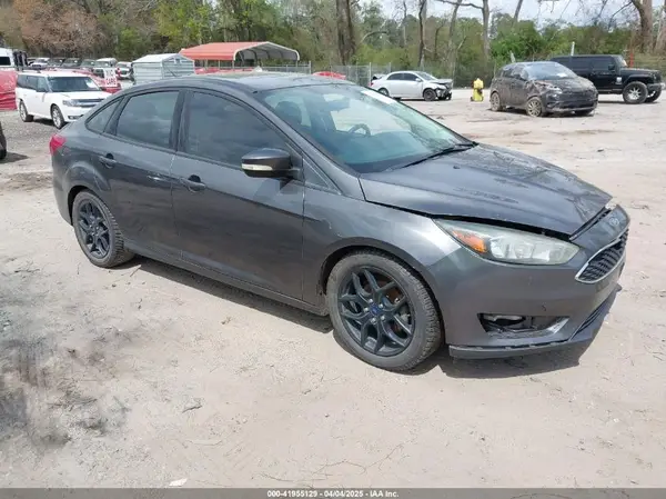 1FADP3F24GL241534 2016 FORD FOCUS - Image 1